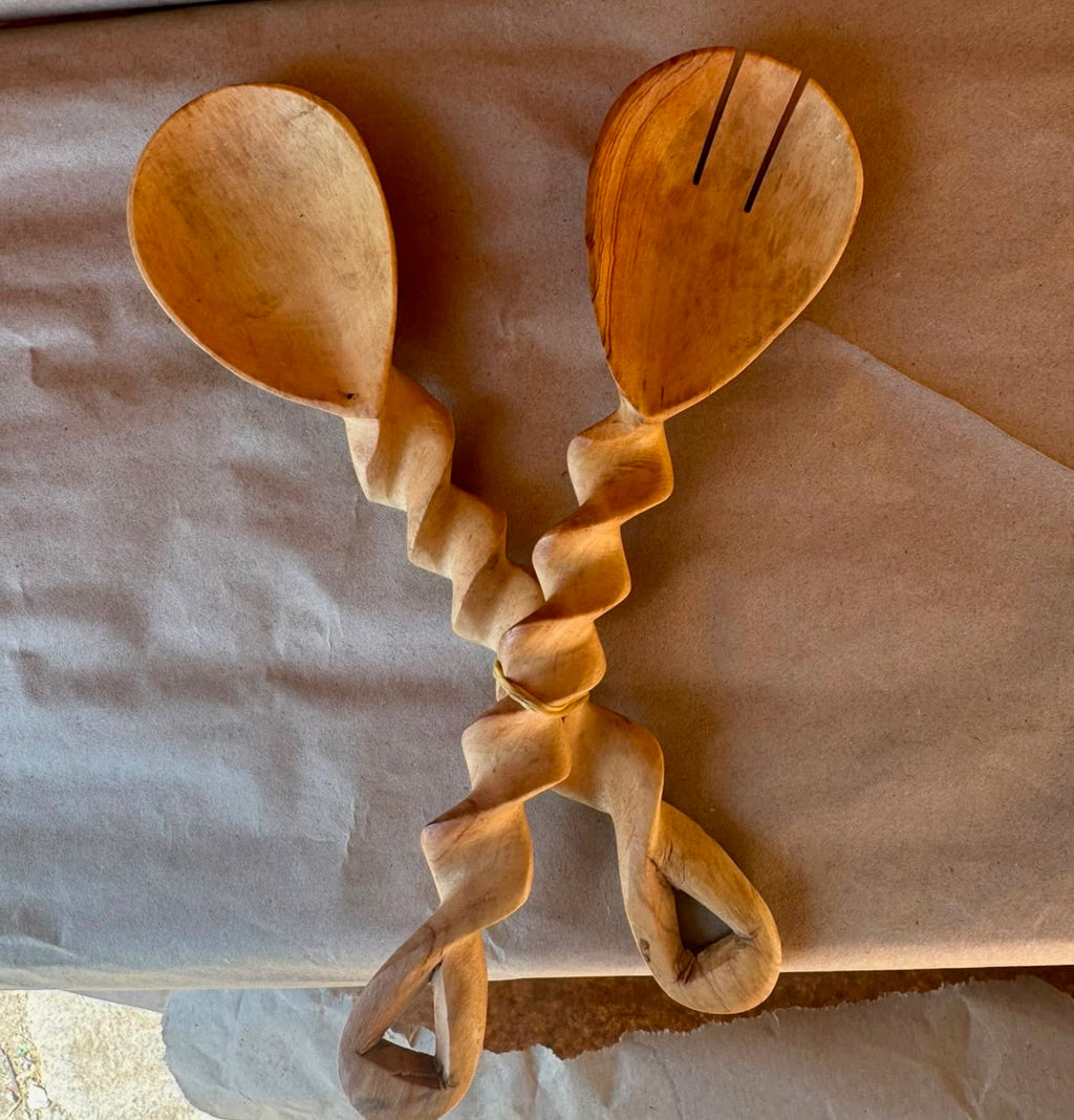 2 Wooden cooking spoons
