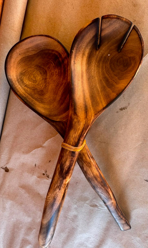 2 Wooden cooking spoons